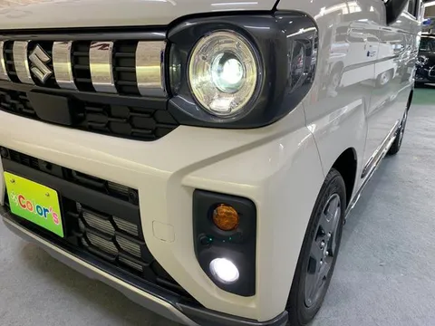 Suzuki Spacia Gear