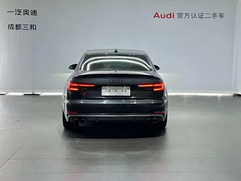 Audi S4