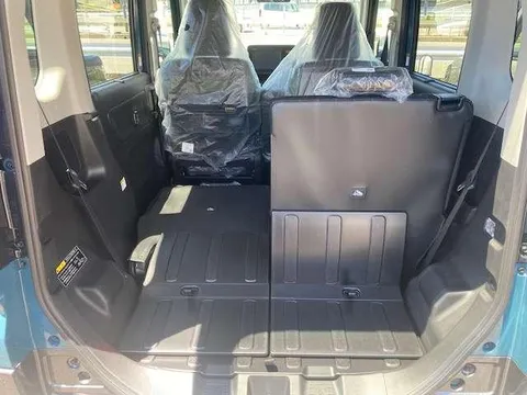 Suzuki Spacia Gear