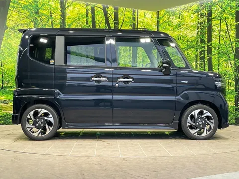 Suzuki Spacia Custom