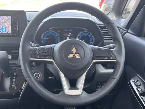 Mitsubishi eK X Space