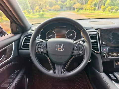 Honda UR-V