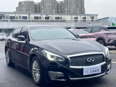 Infiniti Q70