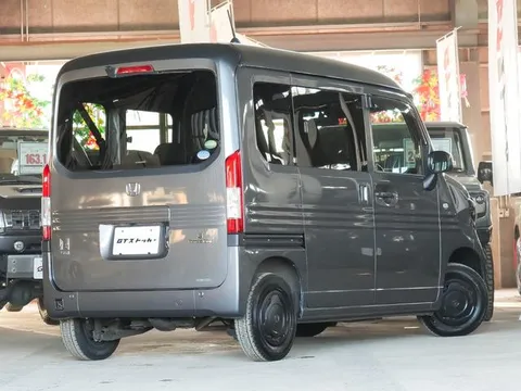 Honda N-VAN Plus Style