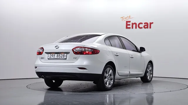 Renault SM3