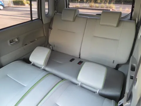 Toyota Pixis Space