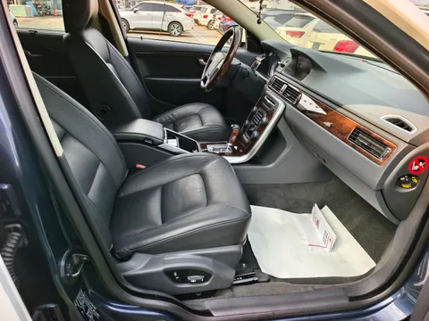 Volvo S80L