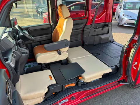 Honda N-VAN Plus Style
