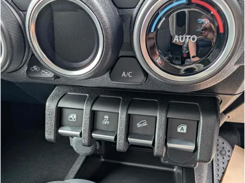 Suzuki Jimny Sierra