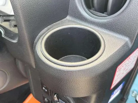 Daihatsu Mira Tocot