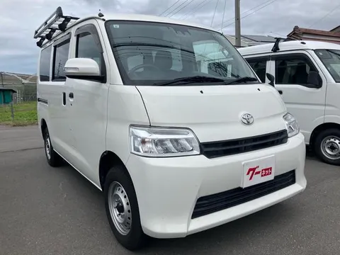 Toyota TownAce Van