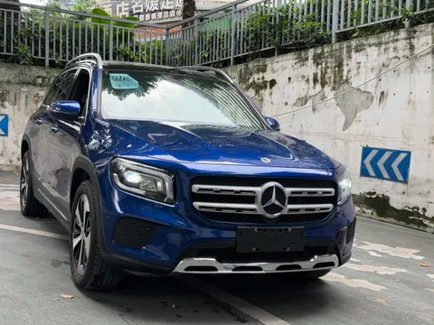 Mercedes-Benz Mercedes-Benz GLB