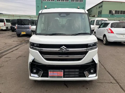 Suzuki Spacia Custom