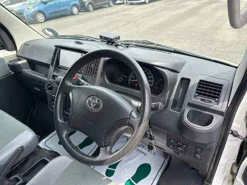 Toyota TownAce Van
