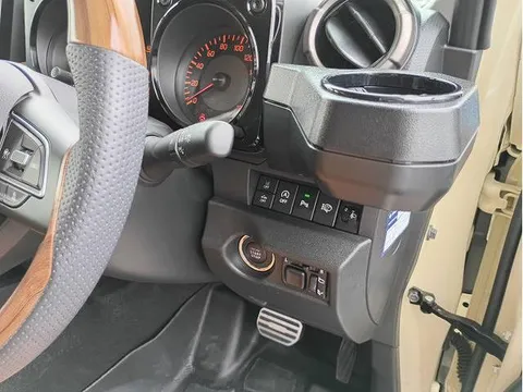 Suzuki Jimny Nomade
