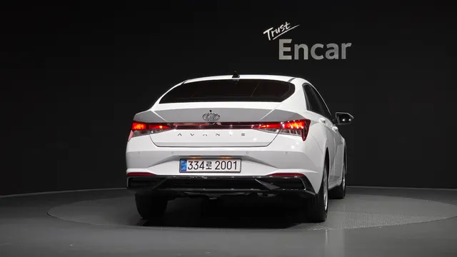 Hyundai Elantra (Avante)
