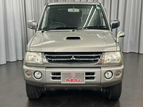 Mitsubishi Pajero Mini