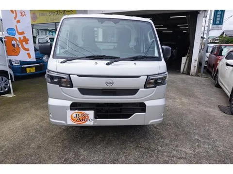 Nissan Clipper Truck