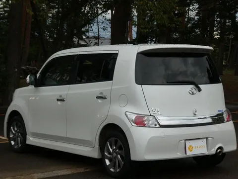 Toyota bB