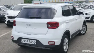 Hyundai Venue