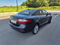 Renault SM3