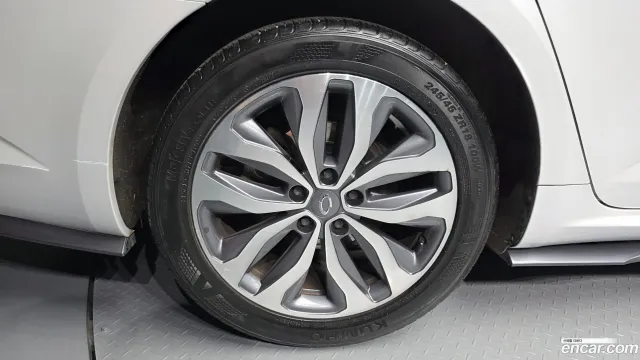 Renault Talisman (SM6)