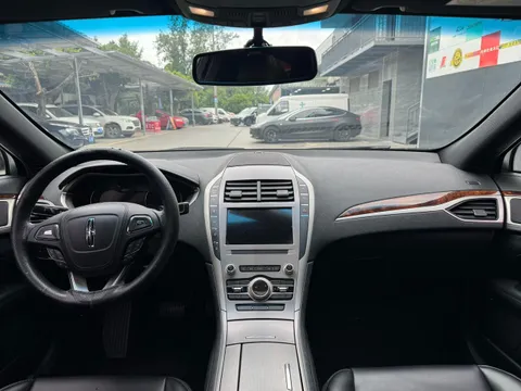 Lincoln MKZ
