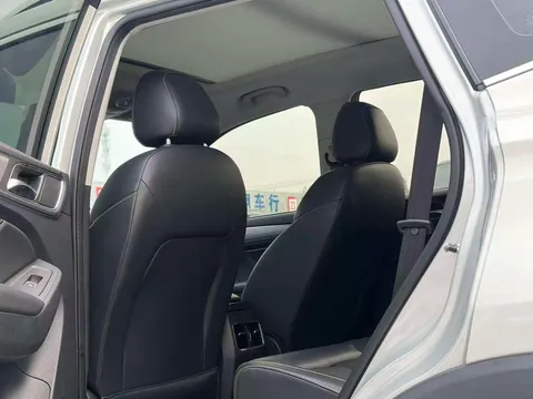 Roewe RX5