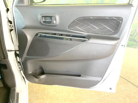 Mitsubishi eK Space Custom