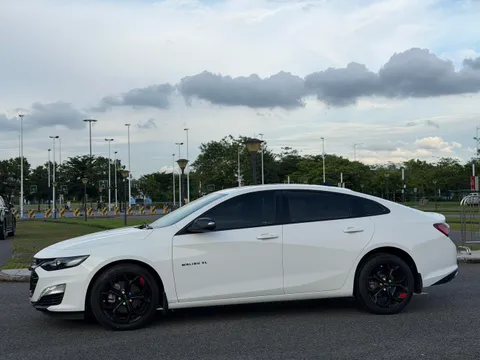 Chevrolet Malibu XL