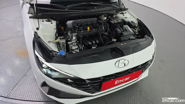 Hyundai Elantra (Avante)
