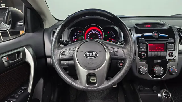 Kia Cerato (Forte)