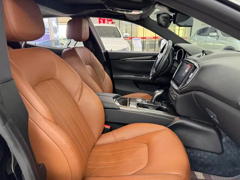 Maserati Ghibli