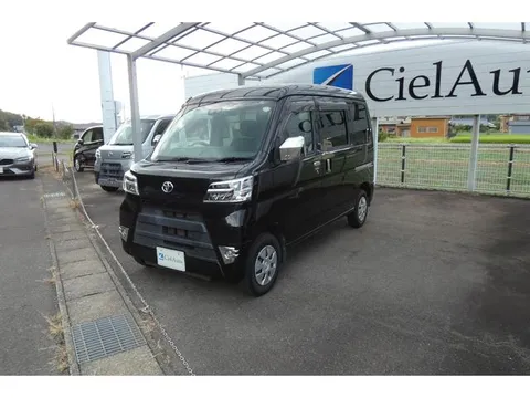 Toyota Pixis Van