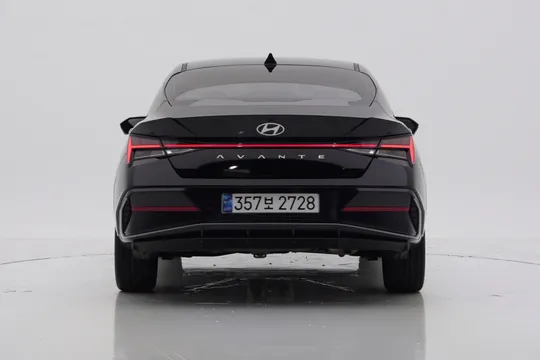 Hyundai Elantra (Avante)