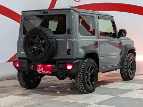 Suzuki Jimny Sierra