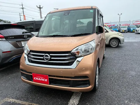 Nissan Dayz Roox