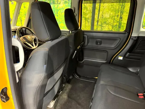 Suzuki Spacia Gear