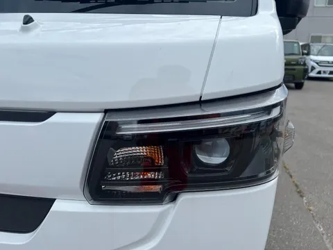 Nissan Clipper Truck