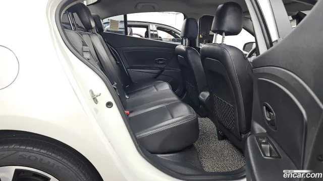 Renault SM3