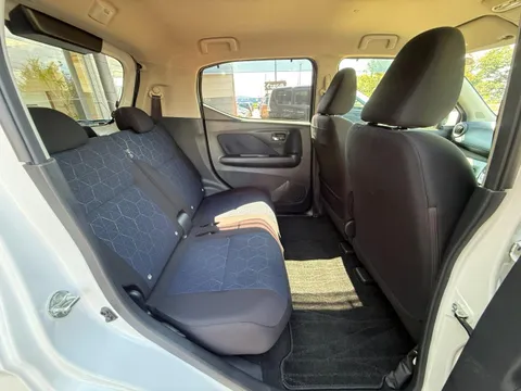 Mitsubishi eK X