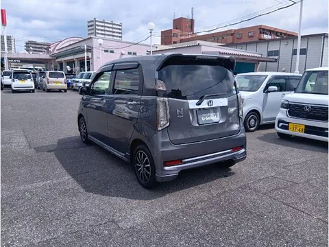Honda N-WGN Custom