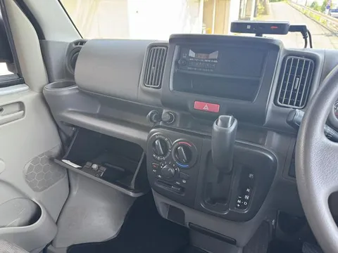 Nissan Clipper
