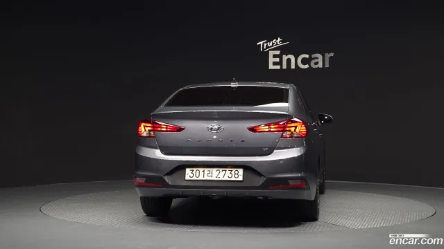 Hyundai Elantra (Avante)