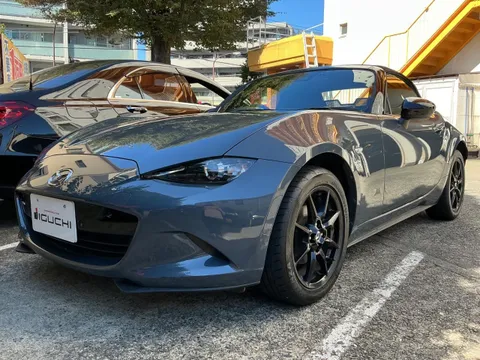 Mazda MX-5 (Roadster)