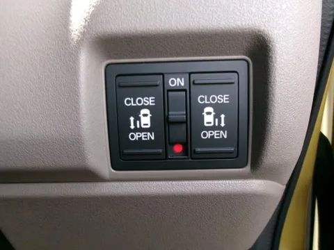 Honda N-BOX Joy