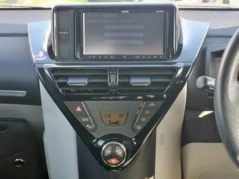 Toyota iQ