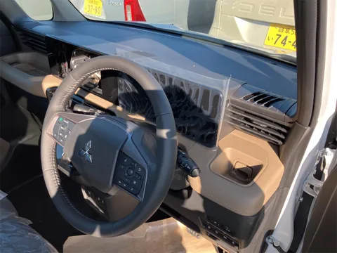 Mitsubishi Delica Mini