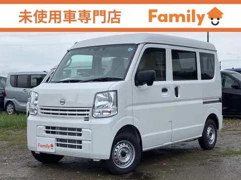 Nissan Clipper Van