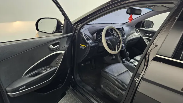 Hyundai Grand Santa Fe (Maxcruz)